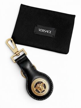 NWT Versace Black Leather Medusa Plaque Keyring Gold Charm with Dustbag